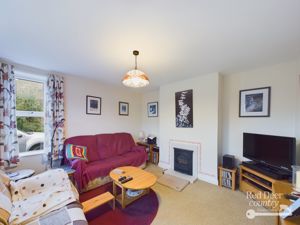 Sitting Room- click for photo gallery